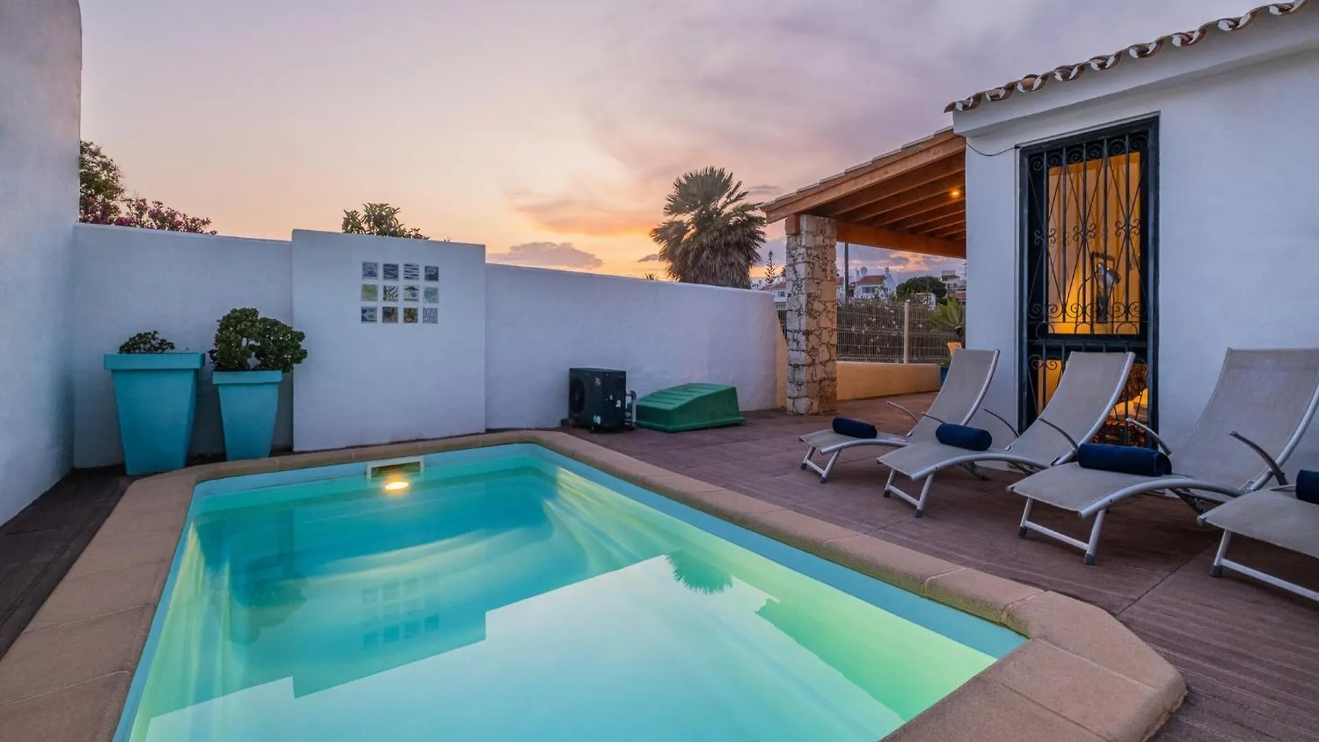 Fantastic Villa With Heatable Pool Albufeira